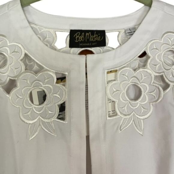 Bob Mackie Womens Size Large NEW 3/4 Sleeve White Embroidered Cut-Out Jacket - Picture 2 of 9